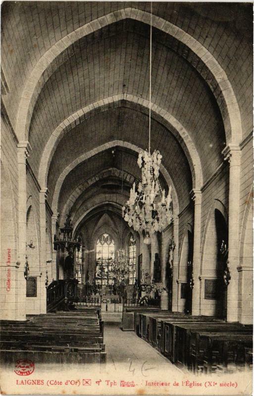 Carte postale ancienne Laignes Intérieur de Eglise à Laignes