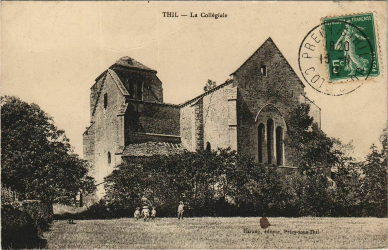 Carte postale ancienne Thil - La Collegiale