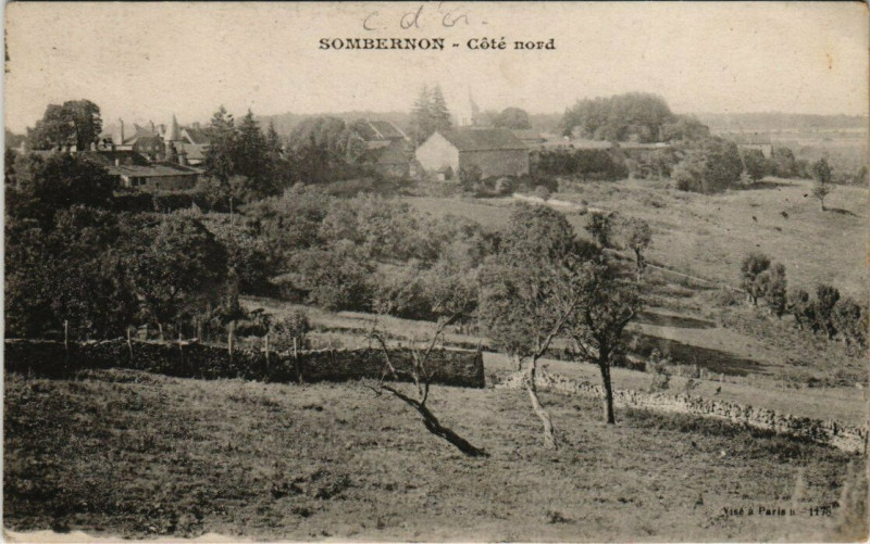 Carte postale ancienne Sombernon - Coté nord à Sombernon