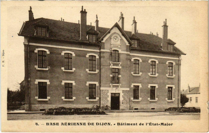 Carte postale ancienne Base Aerienne de Dijon - Batiment de l'Etat à Dijon