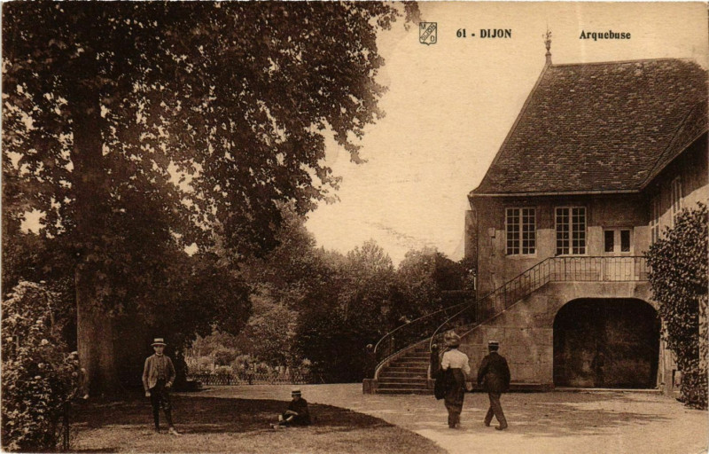 Carte postale ancienne Bourgogne Cote-d'Or Dijon Arquebuse à Dijon