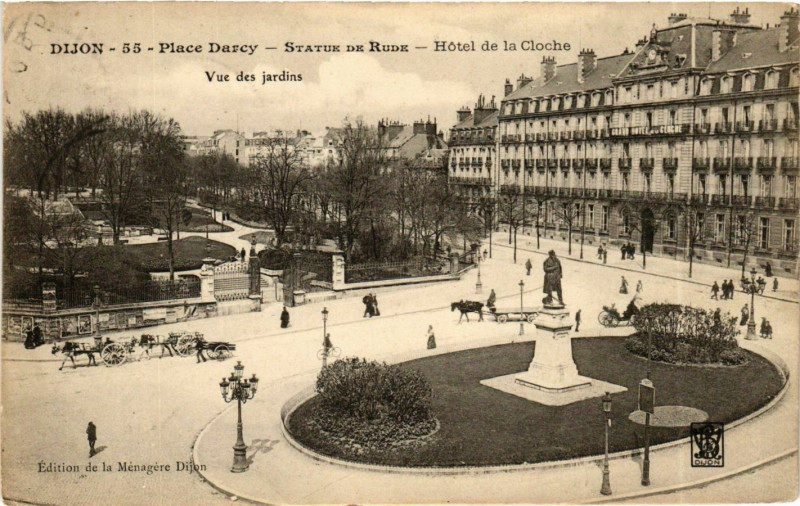 Carte postale ancienne Dijon Place Darcy Statue de Rude à Dijon