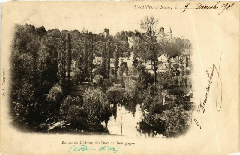 Carte postale ancienne Ruines du Chateau Ducs de Bourgogne