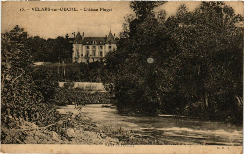 Carte postale ancienne Velars-sur-Ouche - Chateau Pingat à Velars-sur-Ouche