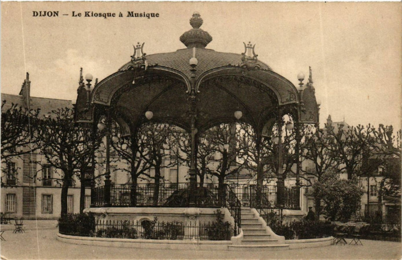 Carte postale ancienne Dijon - Le Kiosque a Musique à Dijon