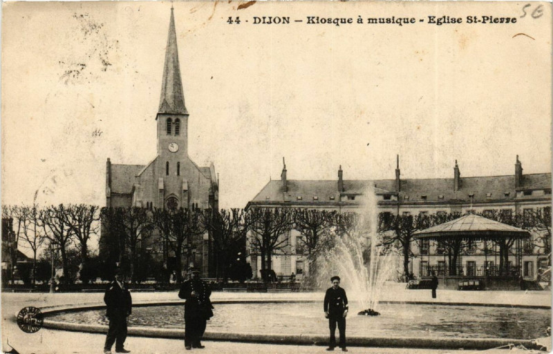 Carte postale ancienne Dijon - Kiosque a musique - Eglise Saint-Pierre à Dijon