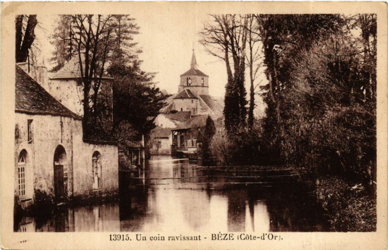 Carte postale ancienne Un coin ravissant - Béze (Cote-d'Or) à Bèze