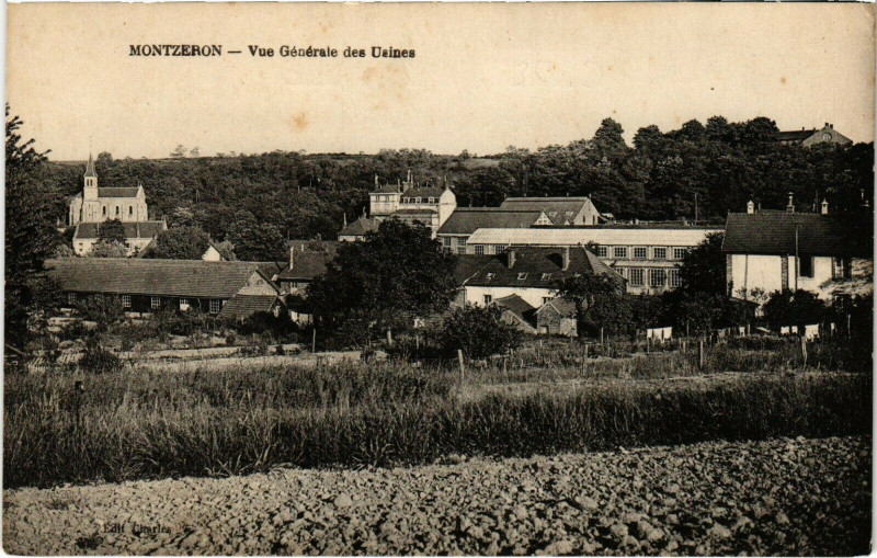 Carte postale ancienne Montzeron - Vue Générale des Usines