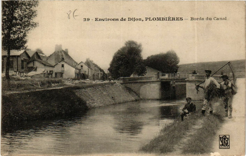 Carte postale ancienne Environs de Dijon ,Plombiéres - Bords du Canal à Dijon