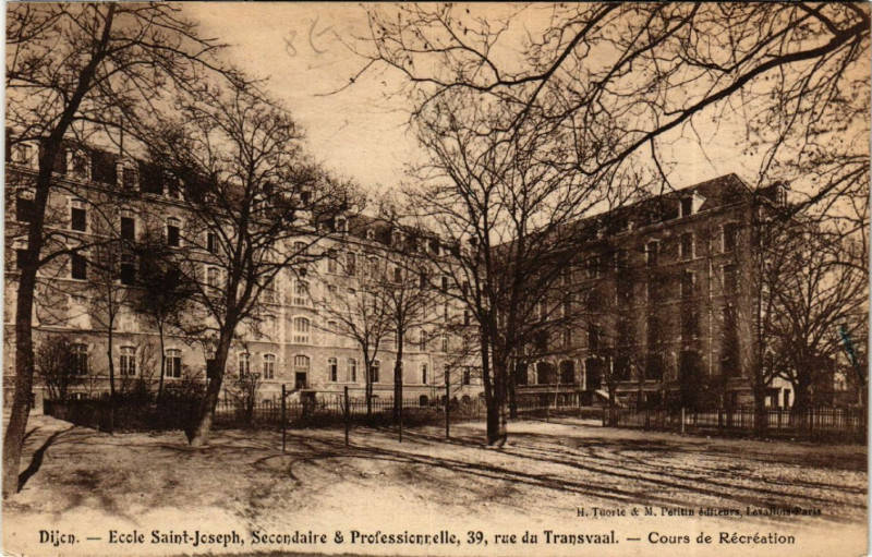 Carte postale ancienne Dijon- Ecole Saint-Joseph, Secondaire & Professionelle, 39 rue du à Dijon