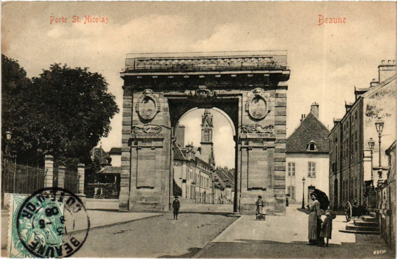 Carte postale ancienne Porte Saint-Nicolas