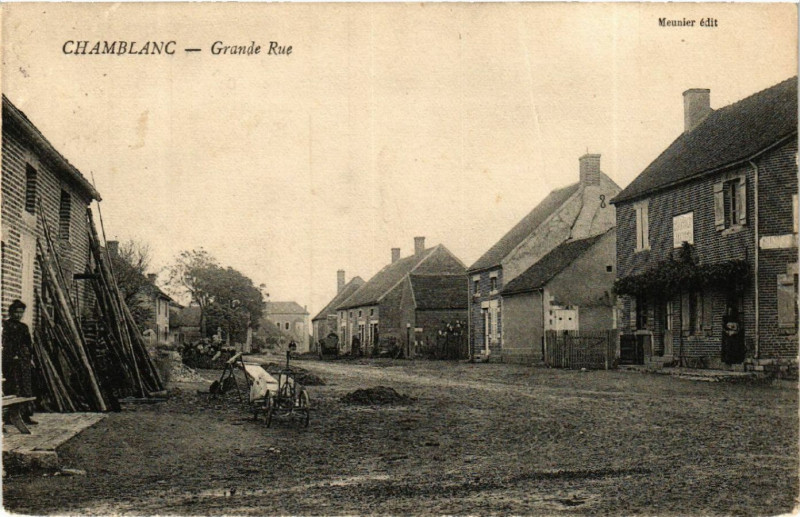Carte postale ancienne Chabllanc - Grande Rue
