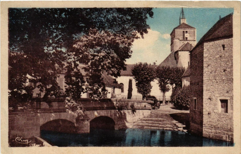 Carte postale ancienne Béze (C.-d'Or) - Le Pont et l'Eglise à Bèze