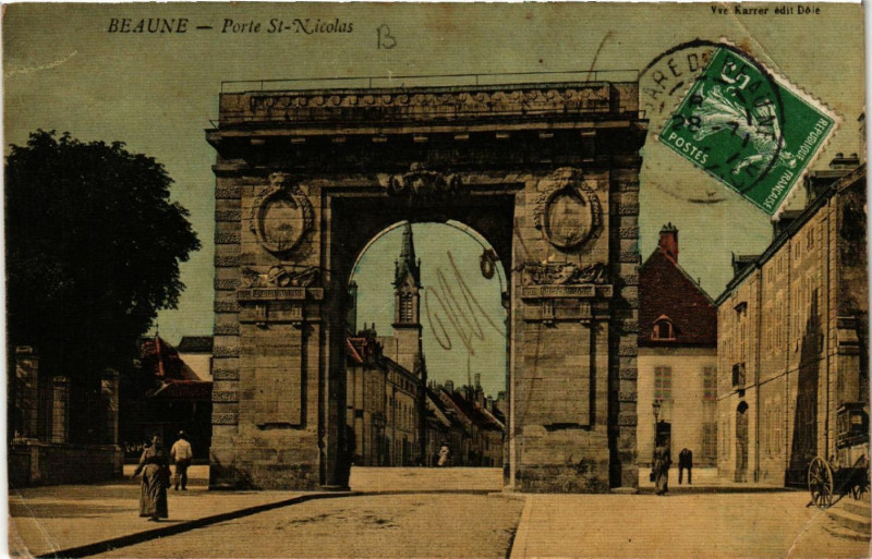 Carte postale ancienne Beaune - Porte Saint-Nicholas à Beaune