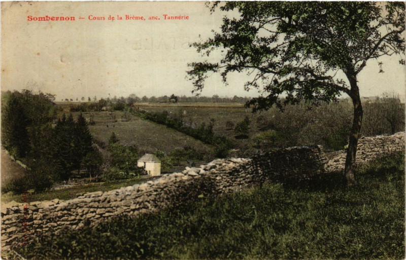Carte postale ancienne Sombernon - Cours de la Bréme, anc. Tannérie à Sombernon