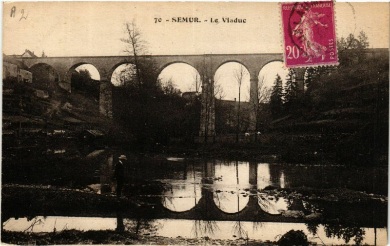 Carte postale ancienne Semur - Le Viaduc