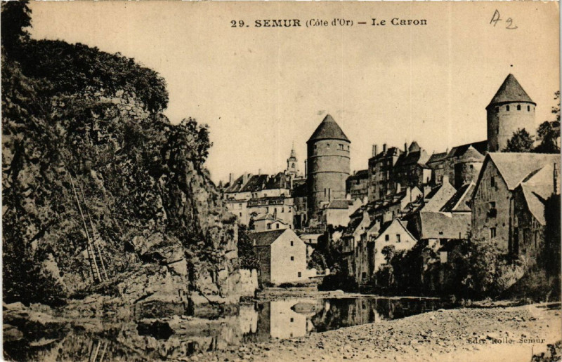 Carte postale ancienne Semur (Cote-d'Or) - Le Caron