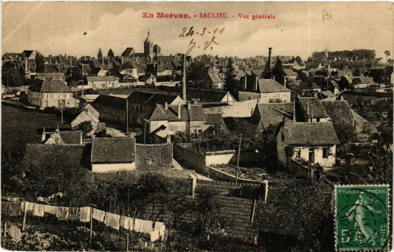 Carte postale ancienne En Morvan - Saulieu - Vue générale à Saulieu