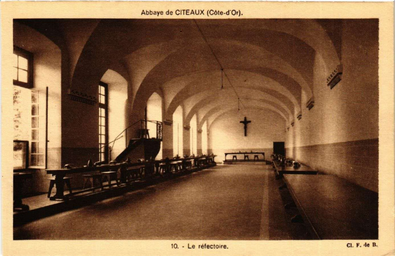 Carte postale ancienne Abbaye de Citeaux (Cote-d'Or) - Le réfectoire
