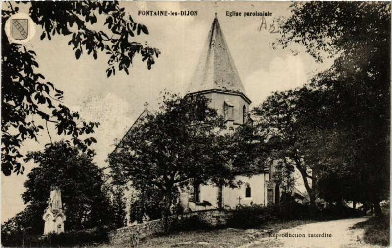 Carte postale ancienne Fontaine-les-Dijon - Eglise paroissiale à Fontaine-lès-Dijon