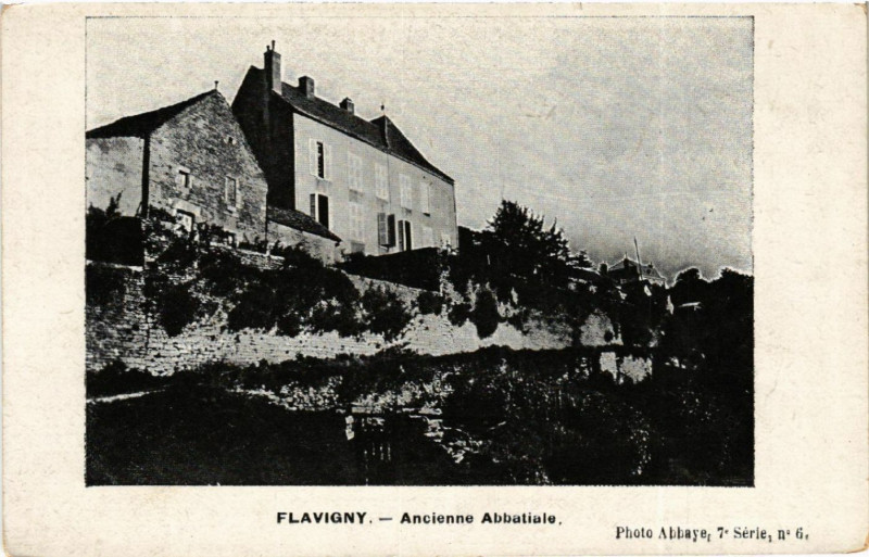 Carte postale ancienne Favigny - Ancienne Abbatiale