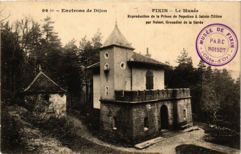 Carte postale ancienne Environs de Dijon - Fixin - Le Musée - Reproduction de la Prison à Dijon