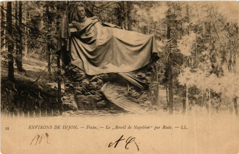 Carte postale ancienne Environs de Dijon - Fixin - Le Reveil de Napoléon par Rude à Dijon