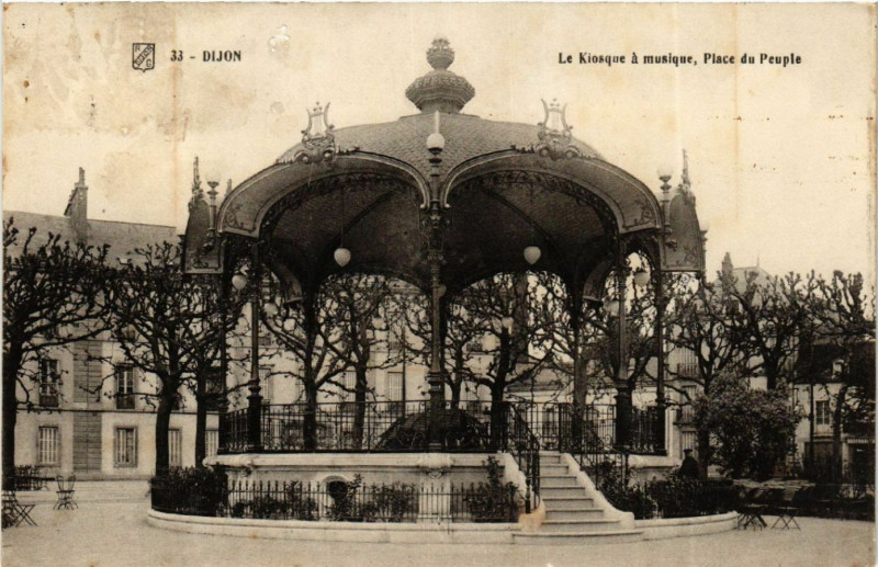 Carte postale ancienne Dijon - Le Kiosque a musique ,Place du People à Dijon