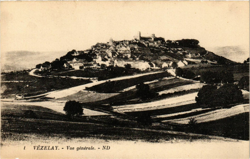 Carte postale ancienne Vézelay - Vue générale