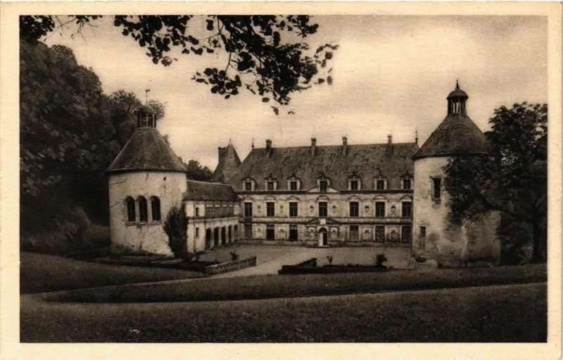 Carte postale ancienne Chateau de Bussy Rabutin (Cote-d'Or)