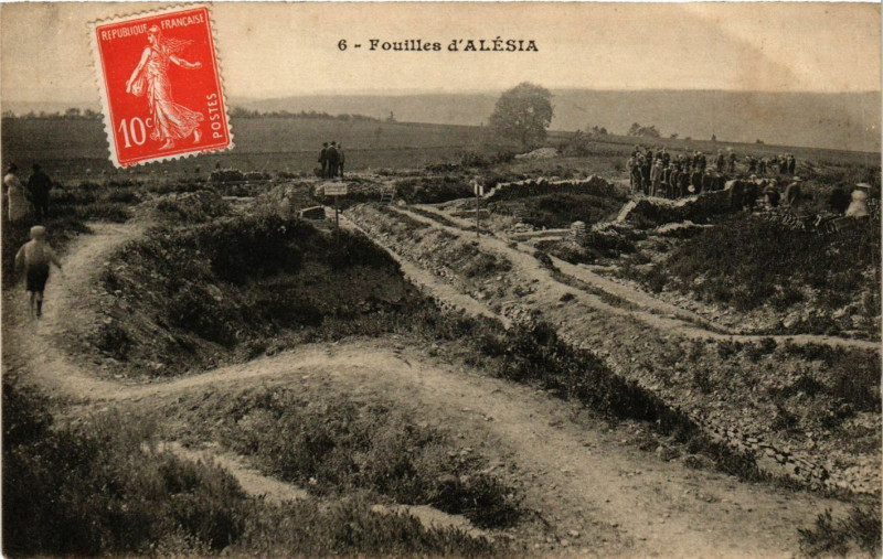 Carte postale ancienne Fouilles d'Alesia
