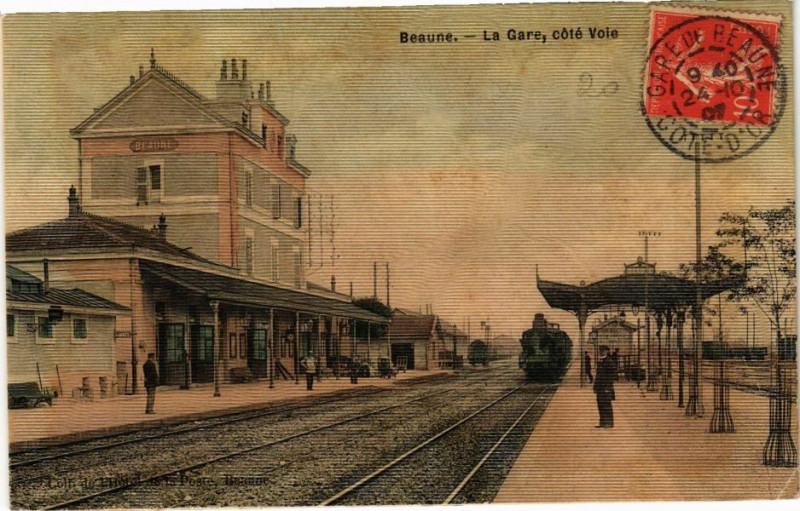 Carte postale ancienne Beaune - La Gare coté Voie à Beaune