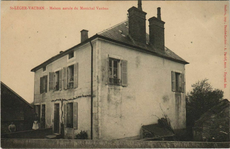Carte postale ancienne Saint-Leger - vauban - maison natale du marechal vauban