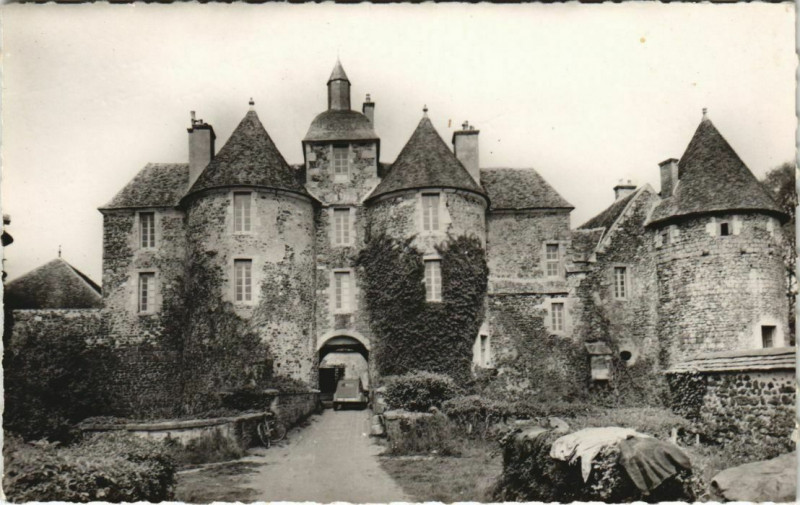 Carte postale ancienne Env. de Saint-Fargeau - chateau de ratilly à Saint-Fargeau