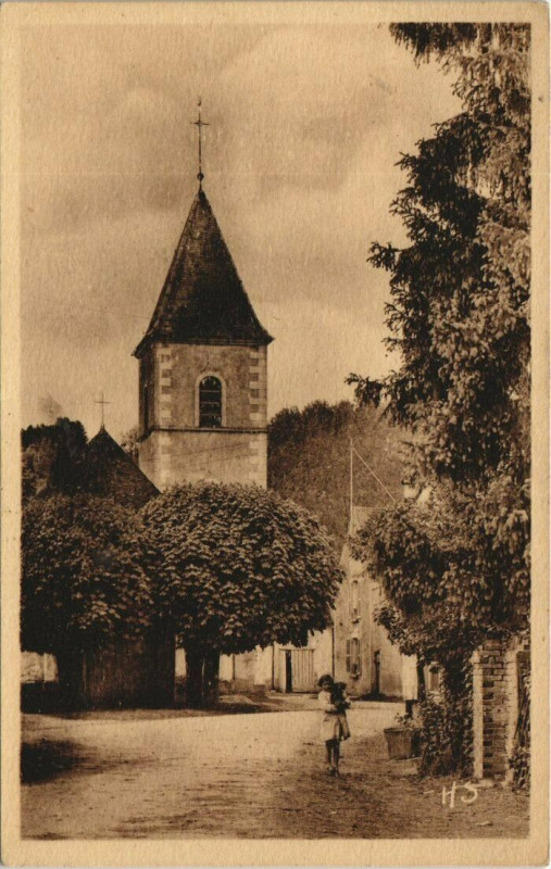 Carte postale ancienne Lucy-sur-Cure - L'Eglise à Lucy-sur-Cure