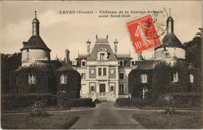 Carte postale ancienne Lavau - Chateau de la Grange-Arthuis à Lavau