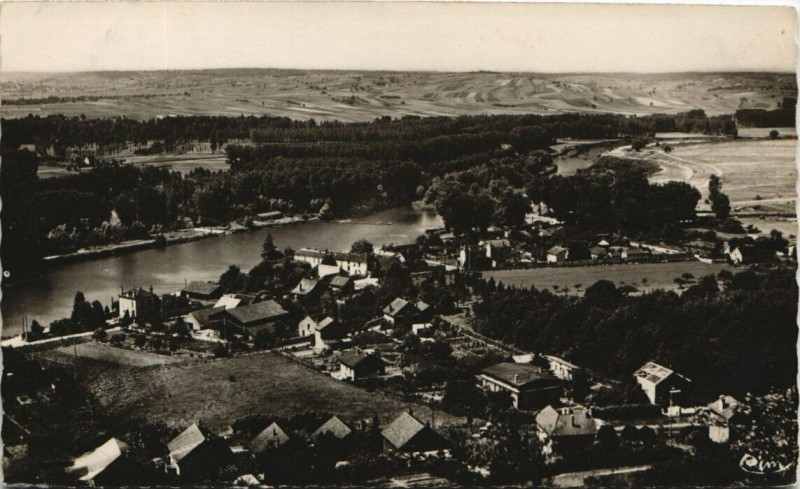 Carte postale ancienne Joigny - Vue générale sur Epizy à Joigny