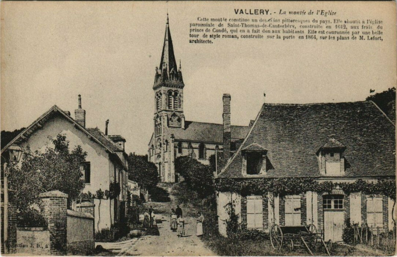 Carte postale ancienne Vallery - La Montée de l'Eglise à Vallery