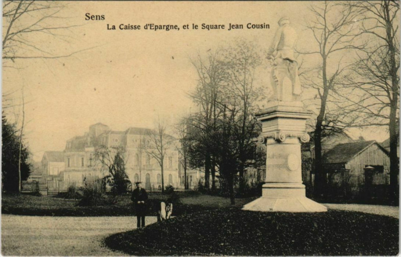 Carte postale ancienne Sens La Caisse d'Epargne à Sens