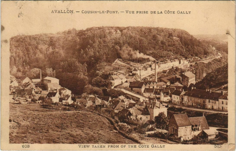 Carte postale ancienne Avallon Vue prise de la Cote Gally à Avallon