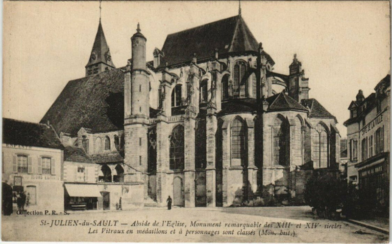 Carte postale ancienne Saint-Julien-du-Sault - Abside de l'Eglise Mon. remarquable à Saint-Julien-du-Sault