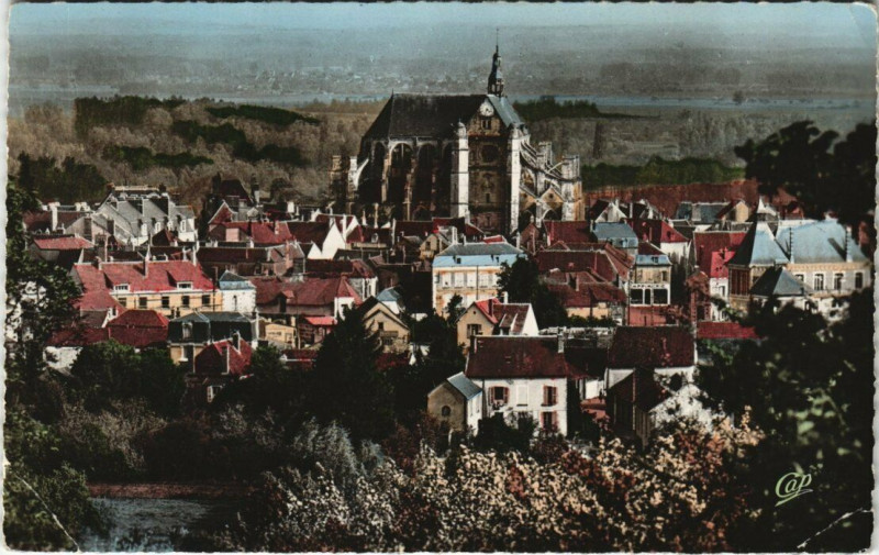 Carte postale ancienne Saint-Florentin - Vue générale à Saint-Florentin