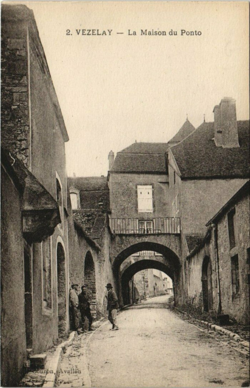Carte postale ancienne Vezelay - La Maison du Ponto à Vézelay