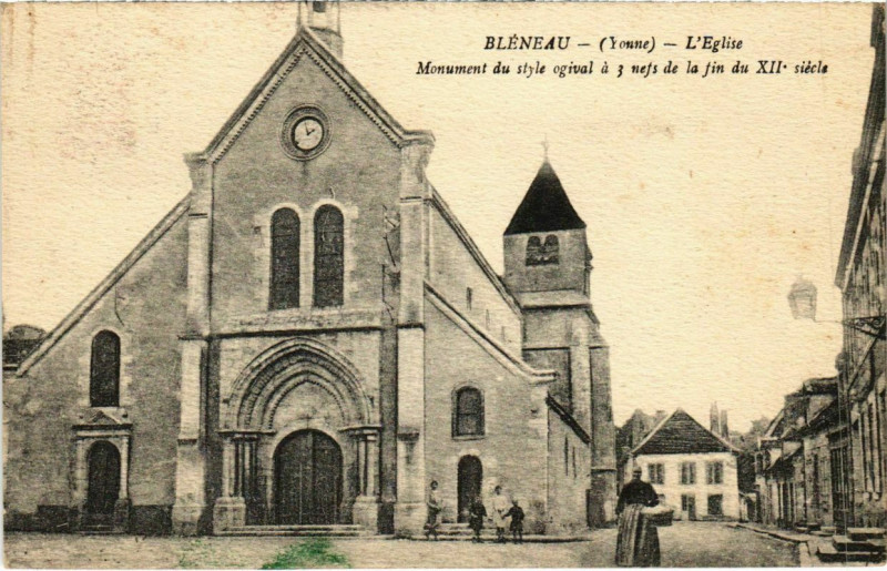 Carte postale ancienne Bleneau - L'Eglise à Bléneau