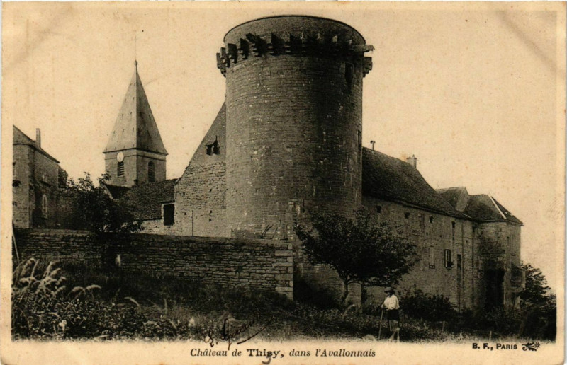 Carte postale ancienne Chateau de Thisy - Dans l'Avallonnais France à Avallon