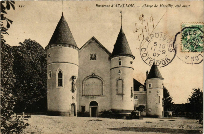 Carte postale ancienne Abbaye de Marcilly - Cote Ouest - Environs d'Avallon France à Avallon