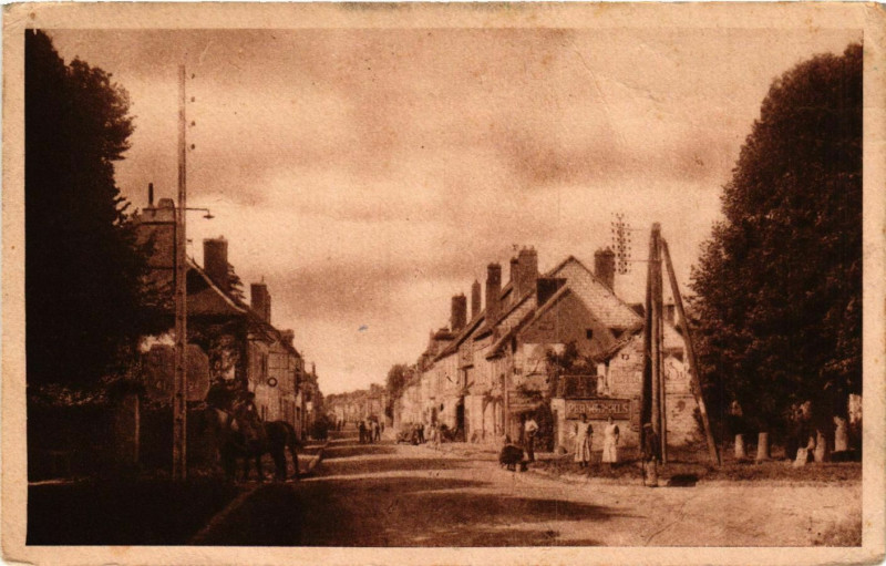 Carte postale ancienne Villeneuve-L'Archeveque - Rue Breard France à Villeneuve-l'Archevêque