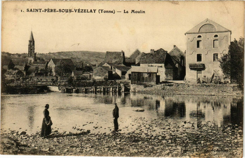 Carte postale ancienne Saint-Pere-sous-Vezelay - Le Moulin France à Vézelay