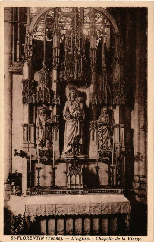 Carte postale ancienne Saint-Florentin - L'Eglise - Chapelle de la Vierge France à Saint-Florentin