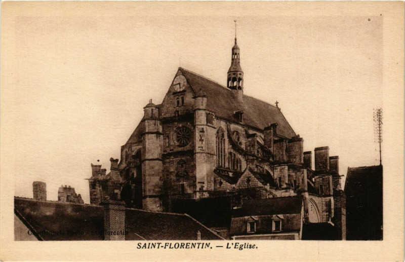 Carte postale ancienne Saint-Florentin - L'Eglise France à Saint-Florentin
